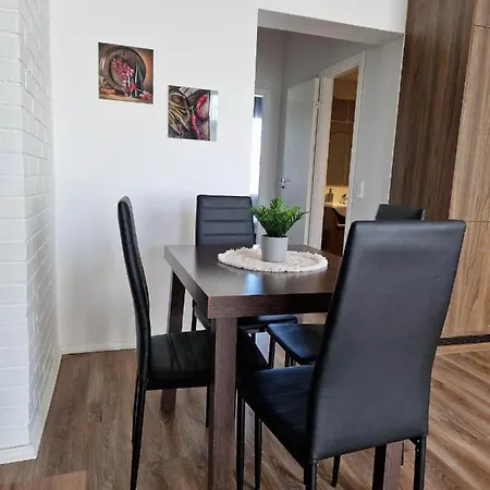 Tui Street Apartamento *